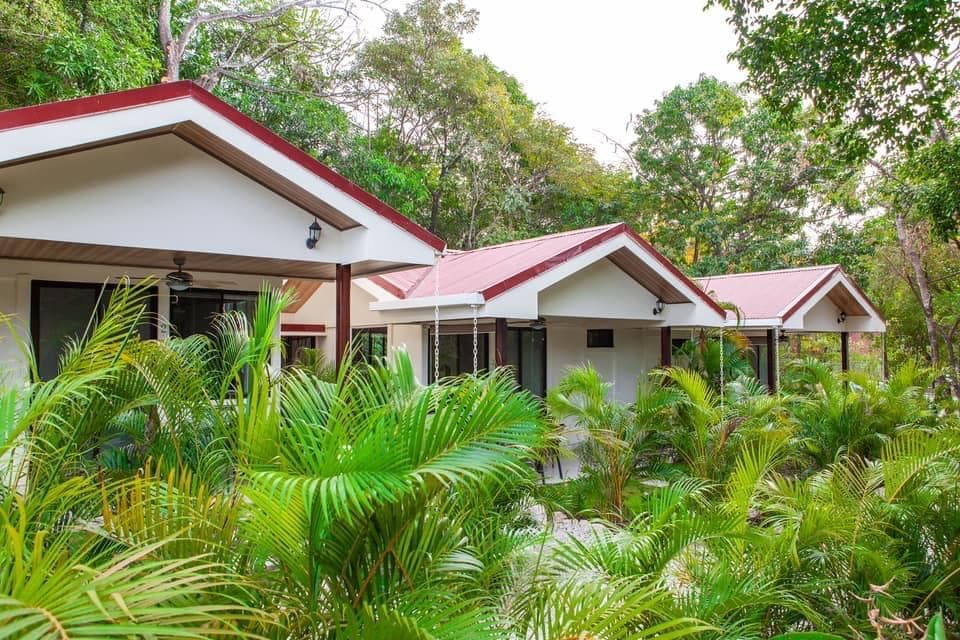 K Section Hostel: Steps from the Surf