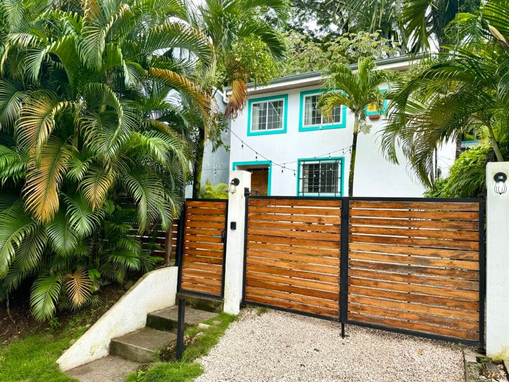 North Guiones Gem Walk To Surf