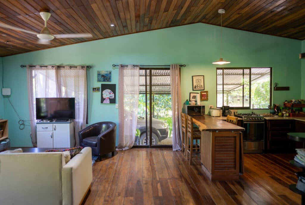 Charming Home Plus Casita in Nosara Town