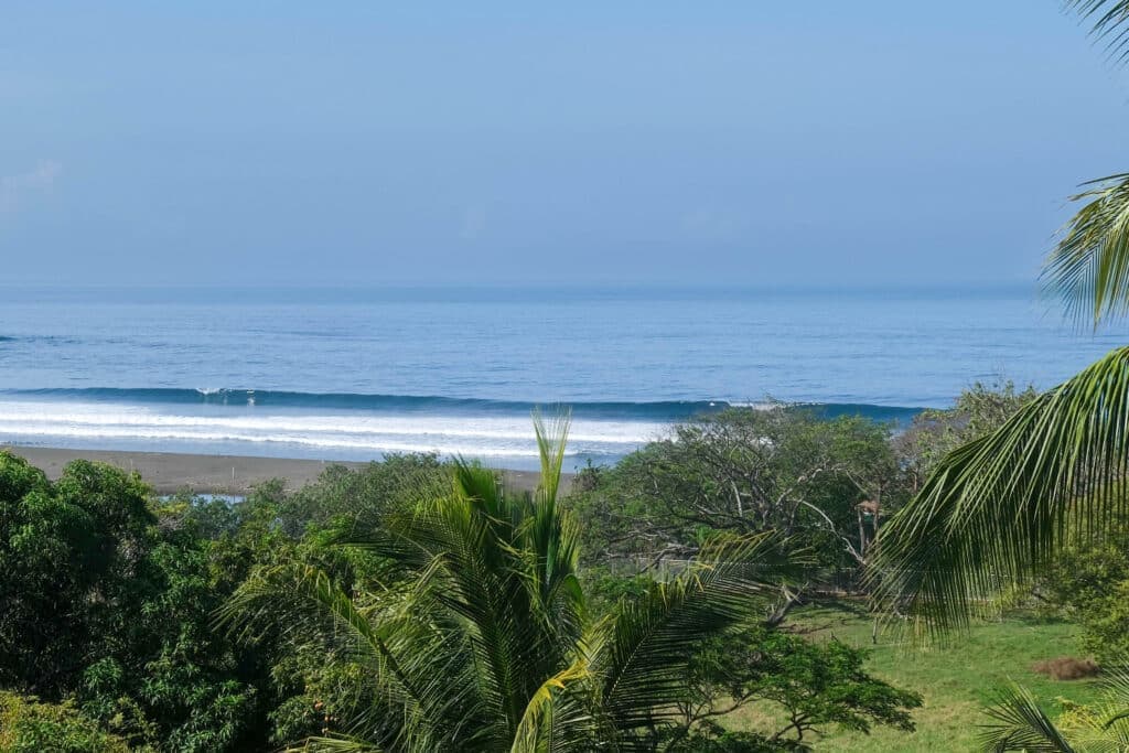 Expansive Ostional Surf View Property