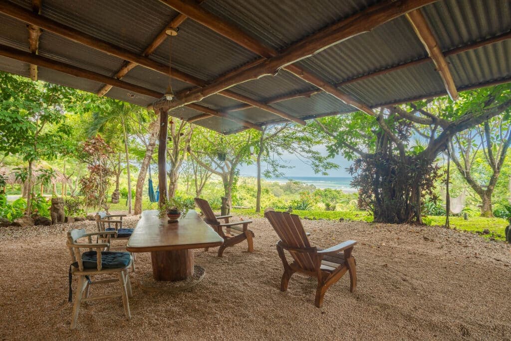 Expansive Ostional Surf View Property