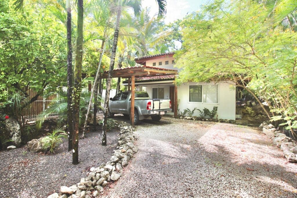 L Section Villa Close to Everything