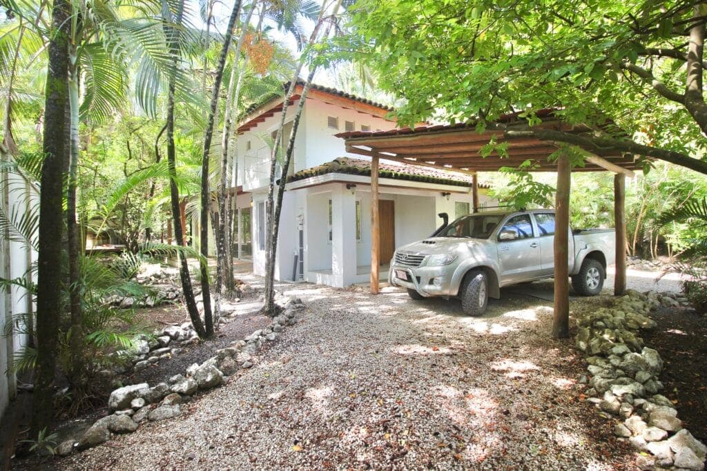 L Section Villa Close to Everything