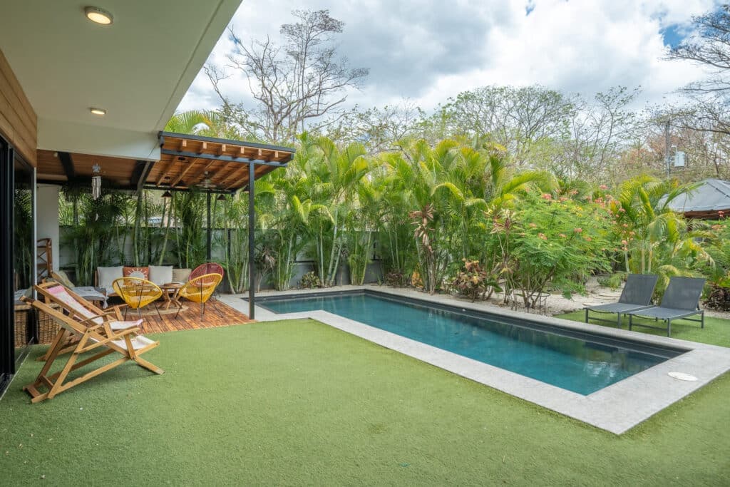 Private Tropical Oasis – 3-Minute Walk to Del Mar School