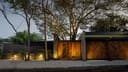 Casa Uchuva: Architectural Harmony of Wood, Stone, and Light